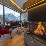 Alpine With Mountain Views *