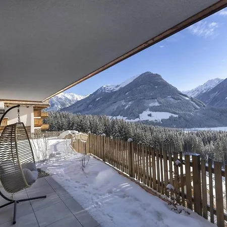Alpine With Mountain Views Chalé *