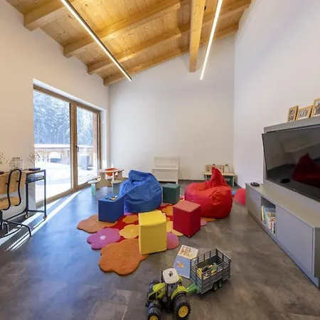 Alpine With Mountain Views *