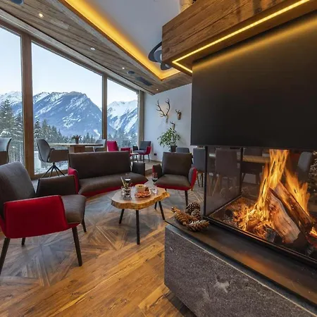Alpine With Mountain Views *