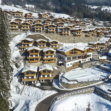 Alpine With Mountain Views Chalet *