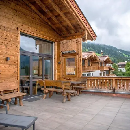 Alpine With Mountain Views Chalet *