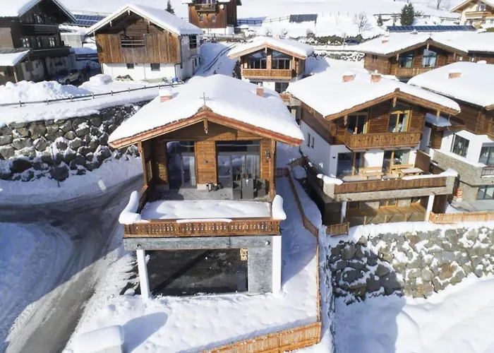 Alpine With Mountain Views Chalet