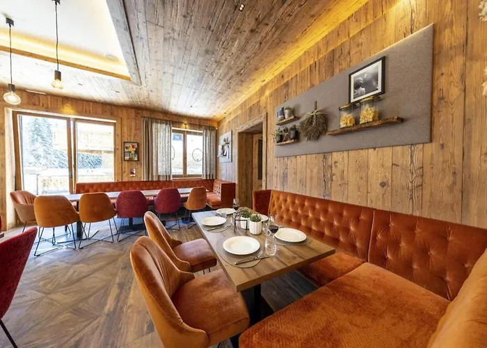 Alpine With Mountain Views Neukirchen am Großvenediger