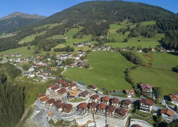 Alpine With Mountain Views * Neukirchen am Großvenediger